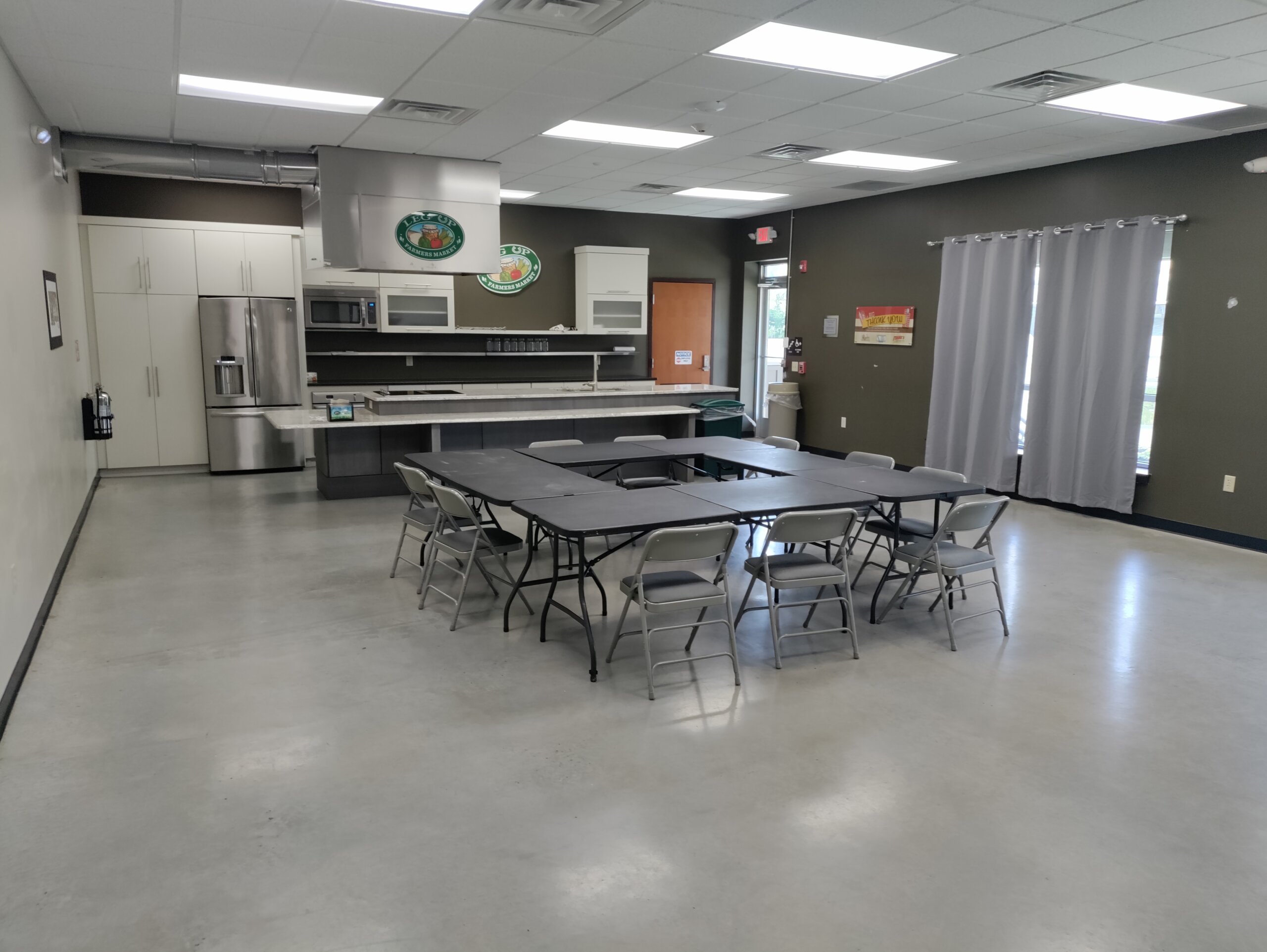 COMMUNITY ROOM